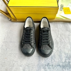 Fendi Low Shoes